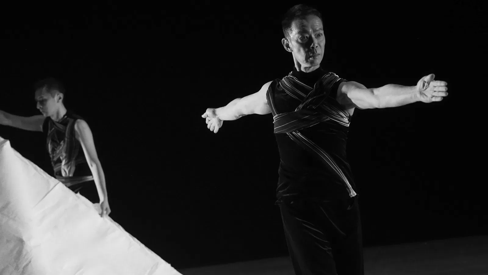 Less is More: A Review of Loh Kok Man’s Double Punctum