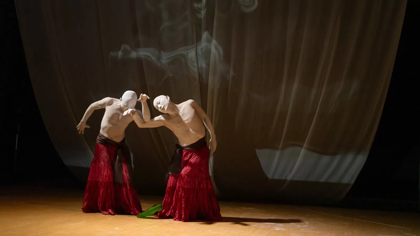 Contemplative Dance-Theater: A Review of Lee Swee Kong’s Trilogy of Hearts 